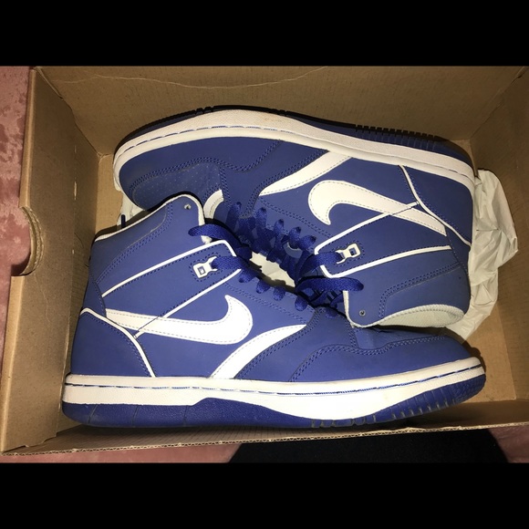 nike sky force 88 mid